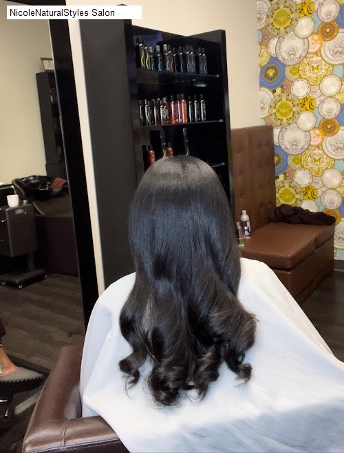 NicoleNaturalStyles Salon