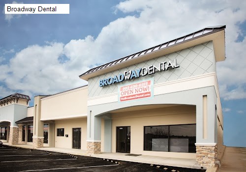 Broadway Dental
