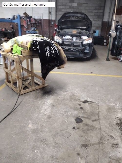 Cortés muffler and mechanic