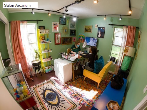 Salon Arcanum