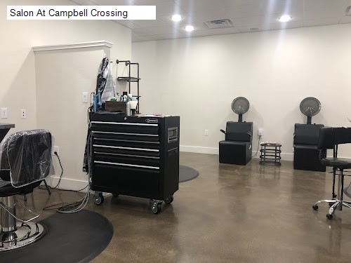 Salon At Campbell Crossing