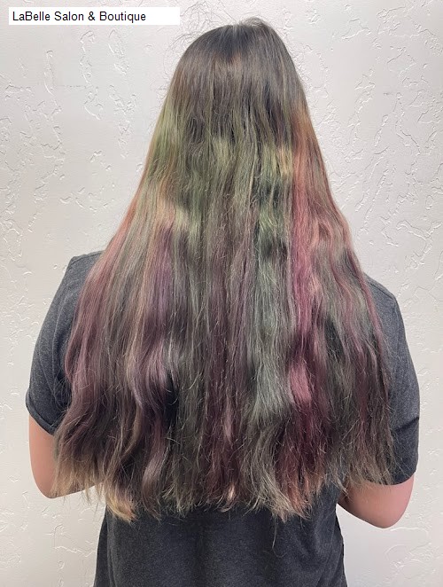 LaBelle Salon & Boutique