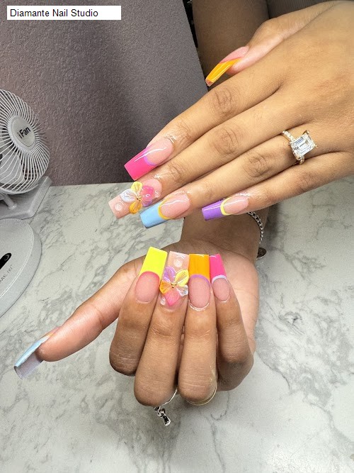 Diamante Nail Studio