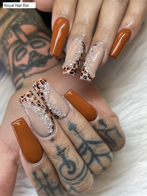 Royal Nail Bar
