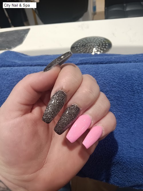 City Nail & Spa