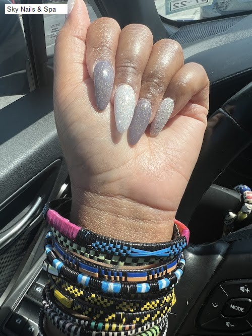 Sky Nails & Spa