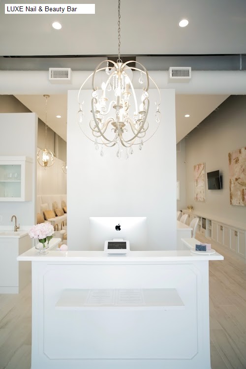 LUXE Nail & Beauty Bar