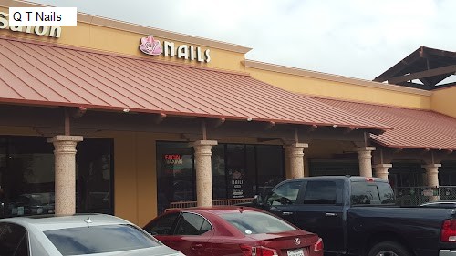 Q T Nails