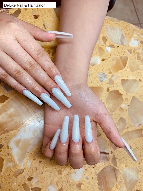 Deluxe Nail & Hair Salon