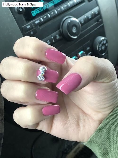 Hollywood Nails & Spa