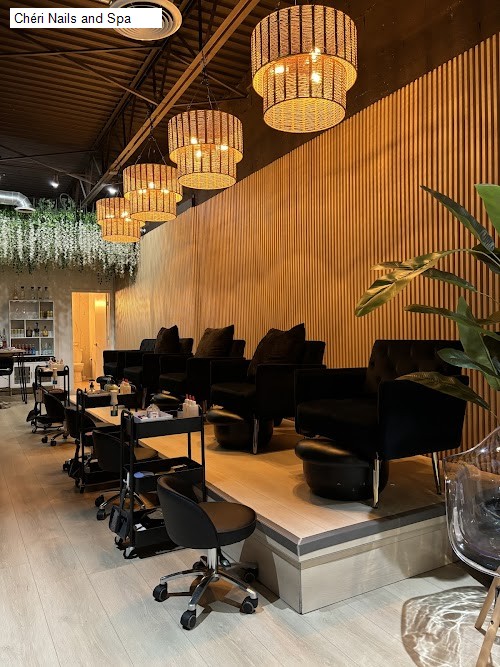 Chéri Nails and Spa