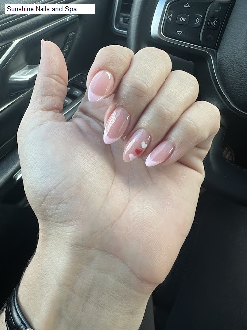 Sunshine Nails and Spa
