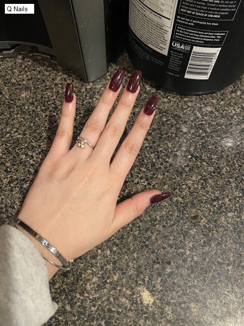 Q Nails