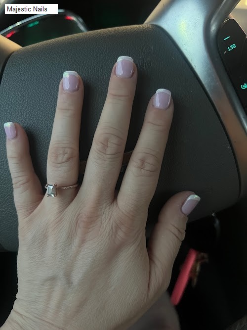 Majestic Nails