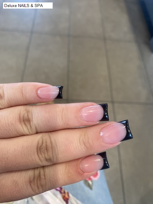 Deluxe NAILS & SPA