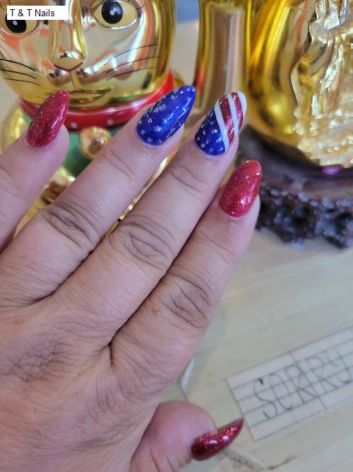 T & T Nails