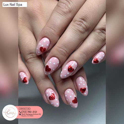 Lux Nail Spa