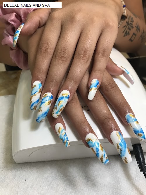 DELUXE NAILS AND SPA