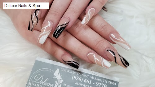 Deluxe Nails & Spa