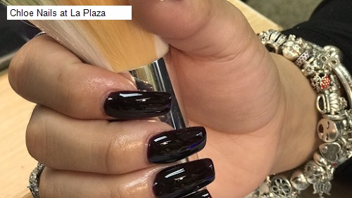 Chloe Nails at La Plaza