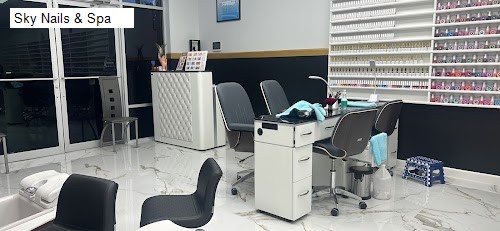 Sky Nails & Spa