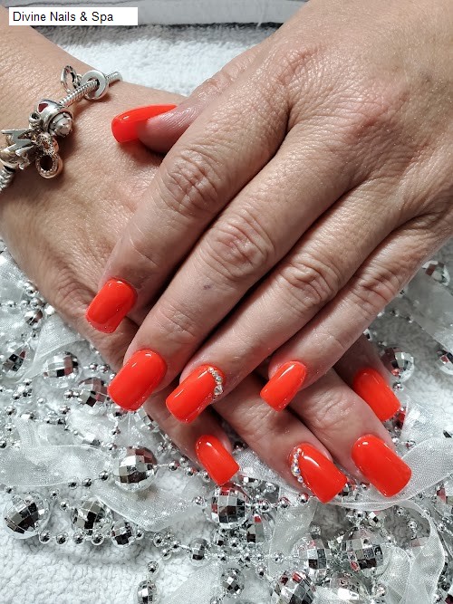 Divine Nails & Spa