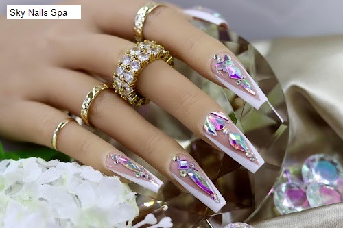 Sky Nails Spa