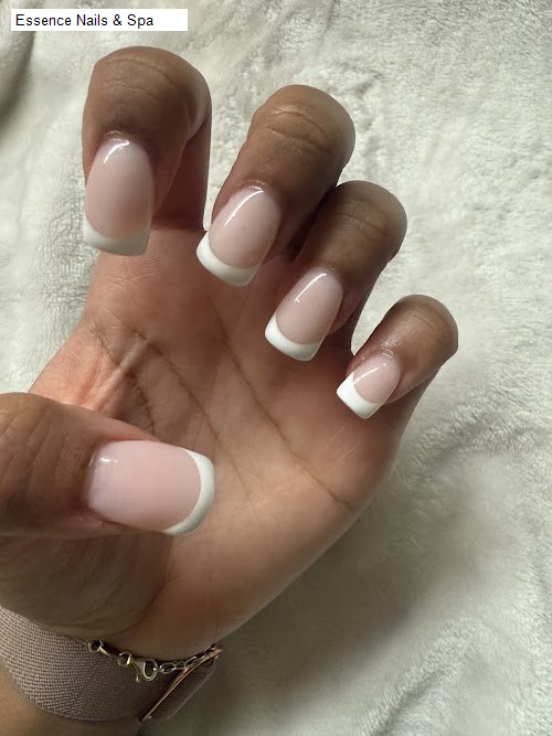 Essence Nails & Spa