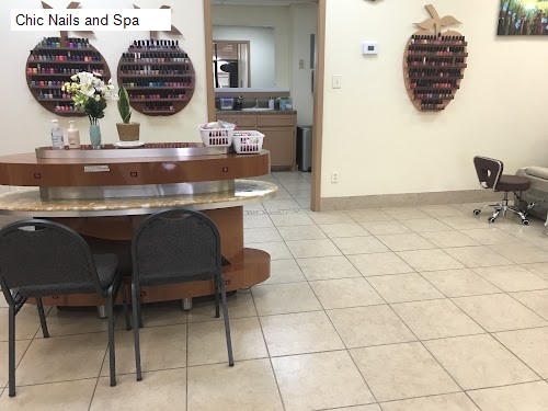 Chic Nails and Spa