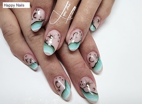 Happy Nails