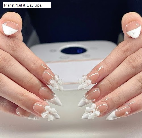 Planet Nail & Day Spa