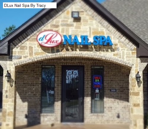DLux Nail Spa By Tracy