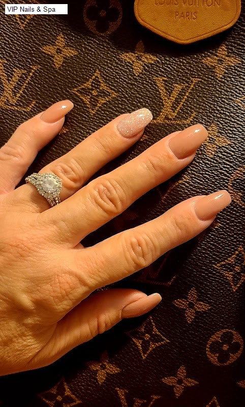 VIP Nails & Spa