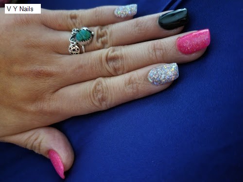 V Y Nails