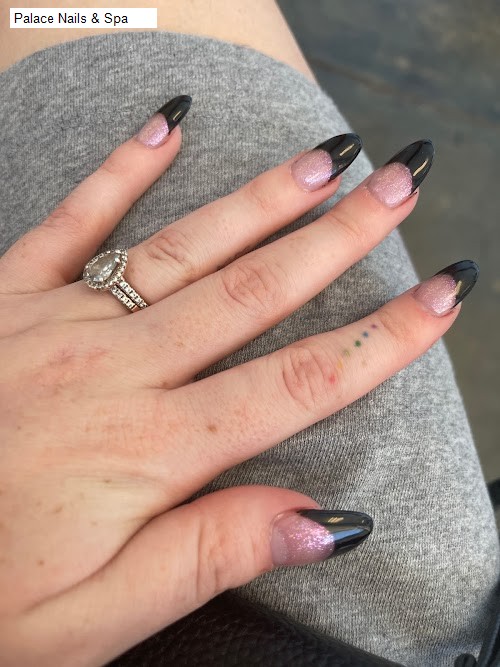 Palace Nails & Spa