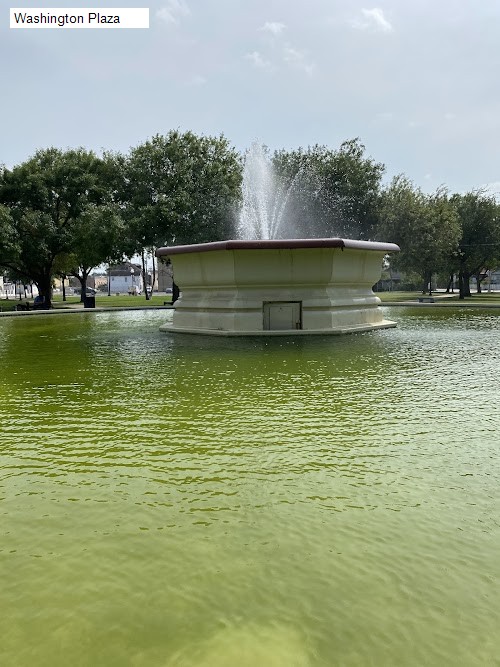 Washington Plaza