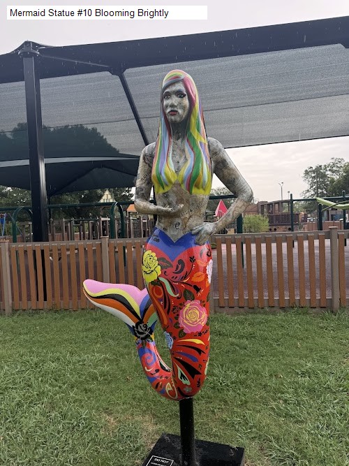Mermaid Statue #10 Blooming Brightly